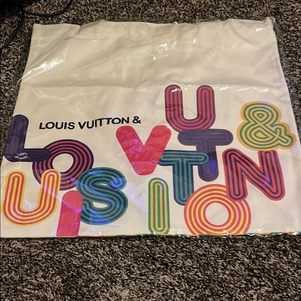 Louis Vuitton Tote bag navality